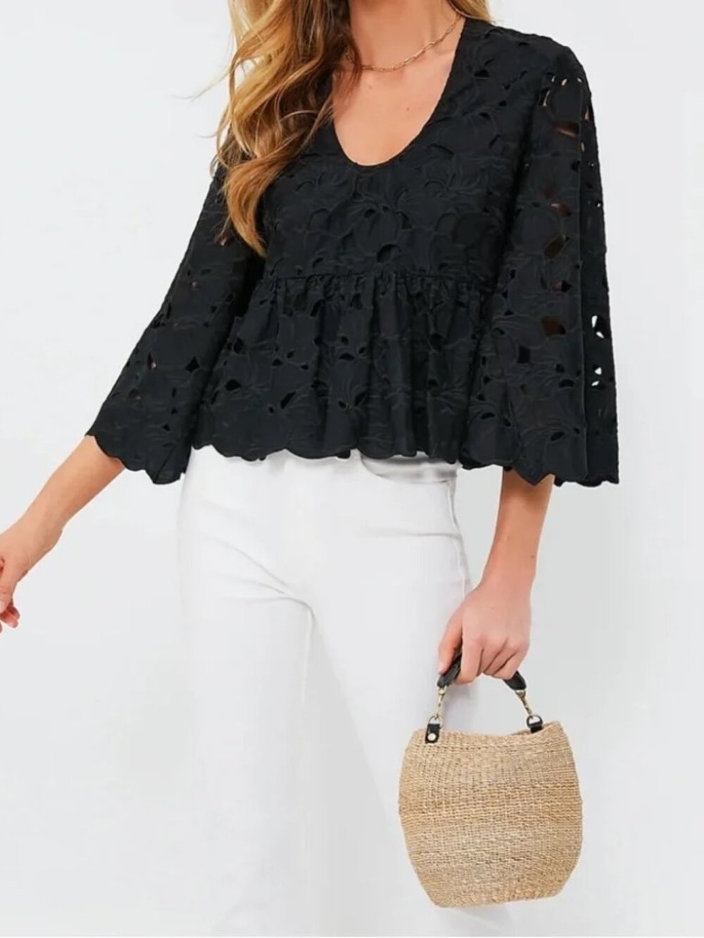 NWT Tuckernuck Sylvie Lace Top. Size M
